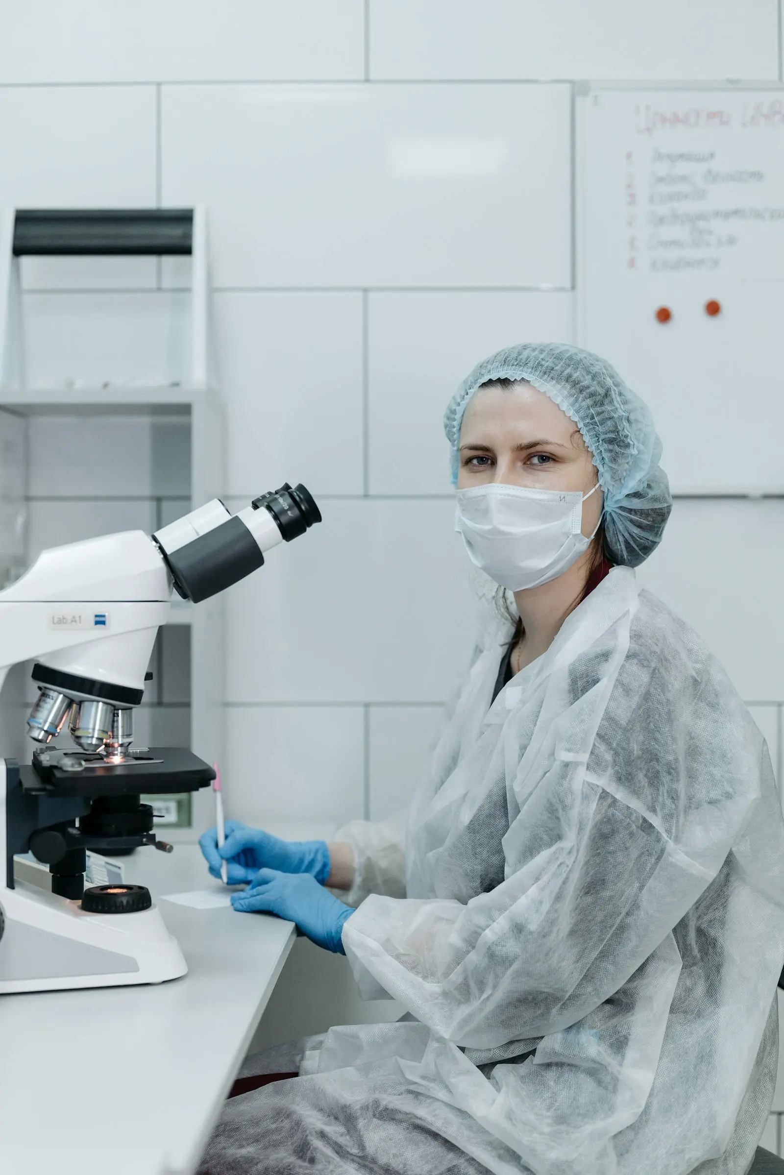 Análisis Microbiológicos y de Orina